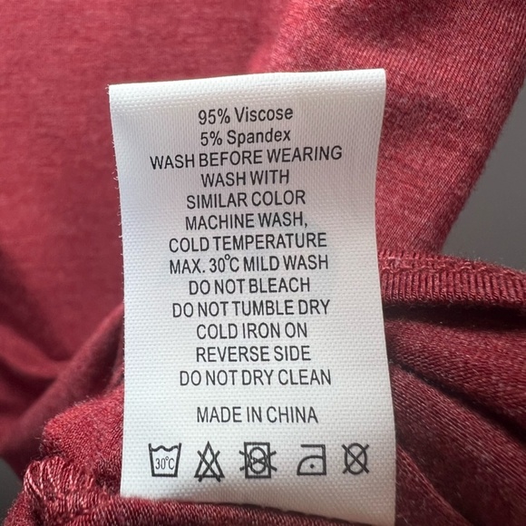 Zyia Active Women's Swirl Twist Back Tank Top Red Burgundy Open Back Stretch  XS - Picture 11 of 11